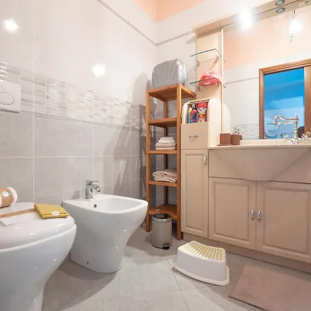 Babyaccommodation Family Garden Iii * Finale Ligure