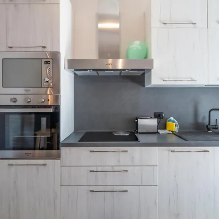 Апартаменты Babyaccommodation Family Garden Iii *
